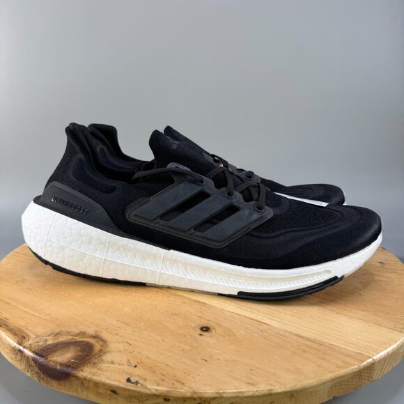 Adidas Ultraboost Light Mens Size 18 Running Sneakers Core Black White GY9351 - Picture 1 of 8